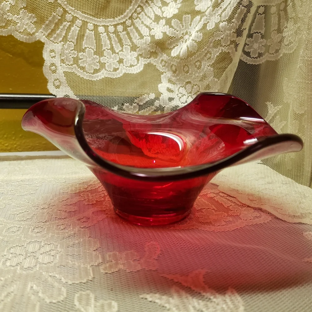 Vtg 1970's Mid Century Apple Red Viking Glass Bowl